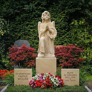Kalina Antiker Engelgrabstein aus Sandstein für eine Doppelgrabstätte