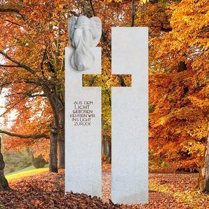 Antonio Angelo Besonderes Grabdenkmal mit Stein Engel aus Naturstein mit Kreuz