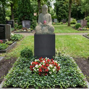 Teratei Doppelgrabstein buddhistisch aus Granit & Basanit