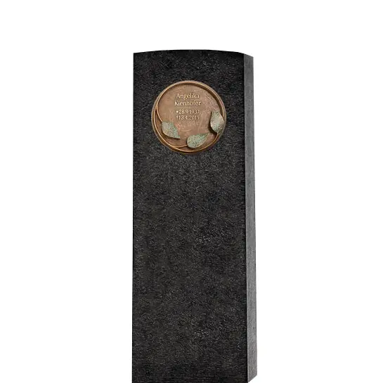 Lapis Aeneus – Dunkler Granit Grabstein mit Bronze Ornament / Floral - Einzelgrab