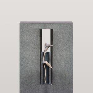 Agostino Flora Dunkles Granit Grabmal mit Bronze Blume - Doppelgrab