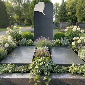 Gingko Vivare Gingkoblatt Doppelgrabstein in hell-dunkel Granit & Marmor