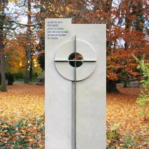 Novero Grabdenkmal Naturstein modern mit Edelstahl Kreuz