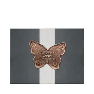 Farfalla Memoria Grabplatte aus Granit mit Schmetterling & Gravur von Namen & Sterbedaten