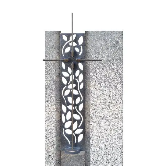 Forges Minore – Grabstein Doppelgrab mit Grabkreuz Ornament in Bronze