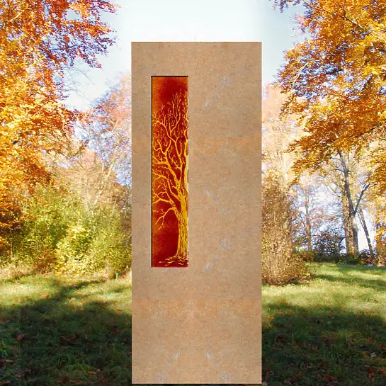 Albona Lignum – Grabstein für ein Kindergrab mit Glaseinsatz Lebensbaum