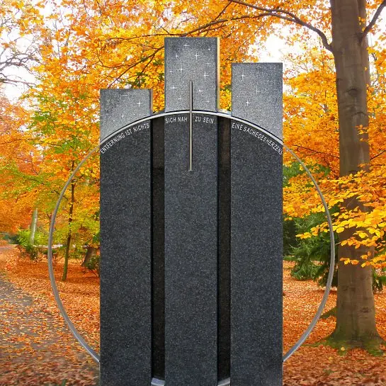 Trias Monumenta – Granit Doppelgrabmal Swarovski Gestaltung Bestellen