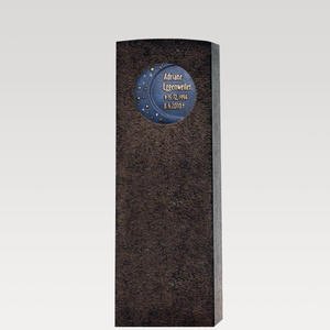 Siera Cadunt Granit Einzelgrab Grabstein mit Bronze / Motiv: Mond & Sterne