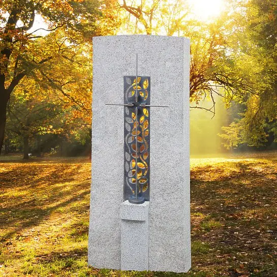 Amico Cruzis – Granit Grabstein Doppelgrab mit Bronze Kreuz Ornament