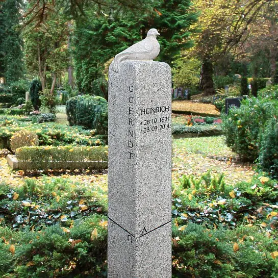 Dolcezza – Granit Grabstein mit Vogel Statue Bestellen
