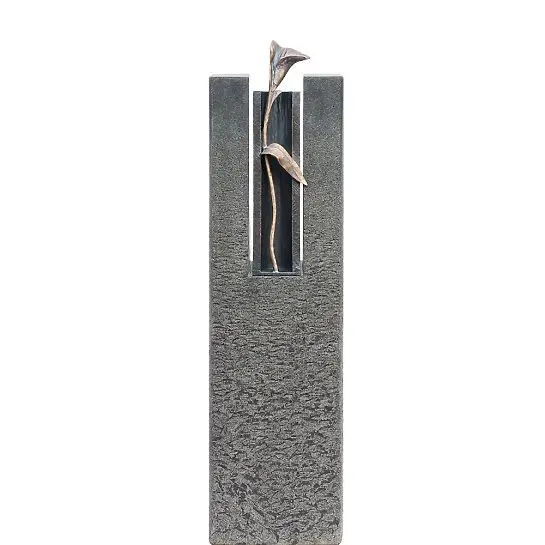 Celenta Flora – Granit Grabstein Stele Urnengrab mit Calla