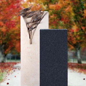 Acerra Hell/dunkel Grabstein Doppelgrab mit Bronze Symbol Floral