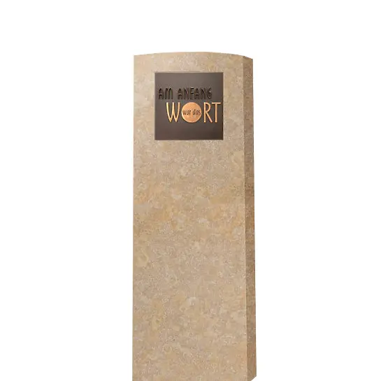 Memoria Clarus – Heller Einzelgrabstein aus Kalkstein mit Bronze Tafel