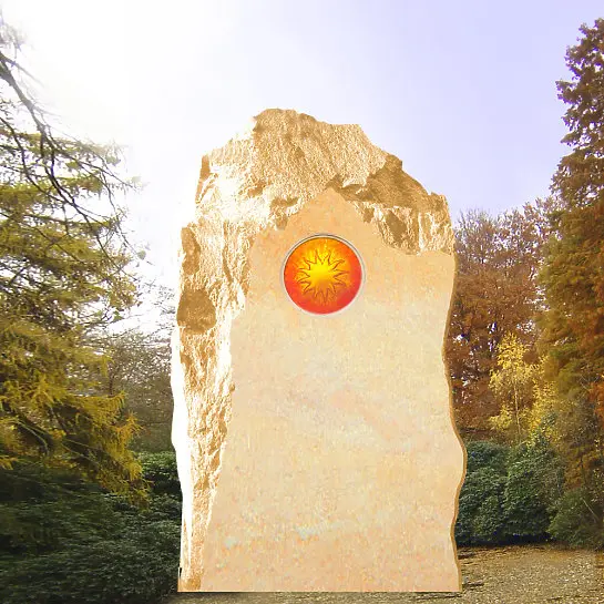 Polaris – Grabstein Felsen mit Sonnenglas