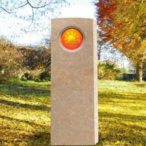 Memoria Solis Helles Einzelgrabmal mit Glas Ornament Sonne