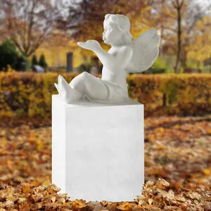 Aurelius Kindergrabstein aus Marmro mit Sitzendem Engel