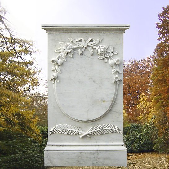 Fiorina – Grabdenkmal mit Blütenschmuck