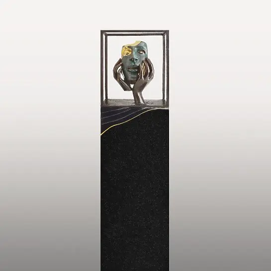 Faccia – Moderner Doppelgrabstein mit Bronze Ornament Tor & Menschen
