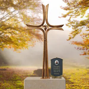 Agapido Modernes stehendes Grabkreuz aus Schmiedebronze für ein Doppelgrab