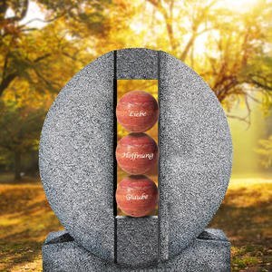 Aversa Palla Ovales Granit Doppelgrab Grabdenkmal mit Kugeln in Rot