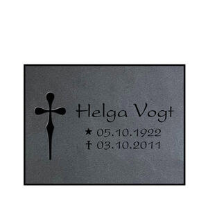 Amadora Urnen Liegeplatte in schwarzem Granit mit Kreuz Symbol