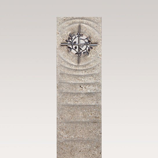 Levanto Spiritus – Urnengrab Grabmal Muschelkalk mit Kreuz Symbol Bronze