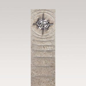 Levanto Spiritus Urnengrab Grabmal Muschelkalk mit Kreuz Symbol Bronze