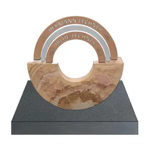 Arcobaleno Urnengrab Liegestein mit Regenbogen Ornament & Gravur in Bronze