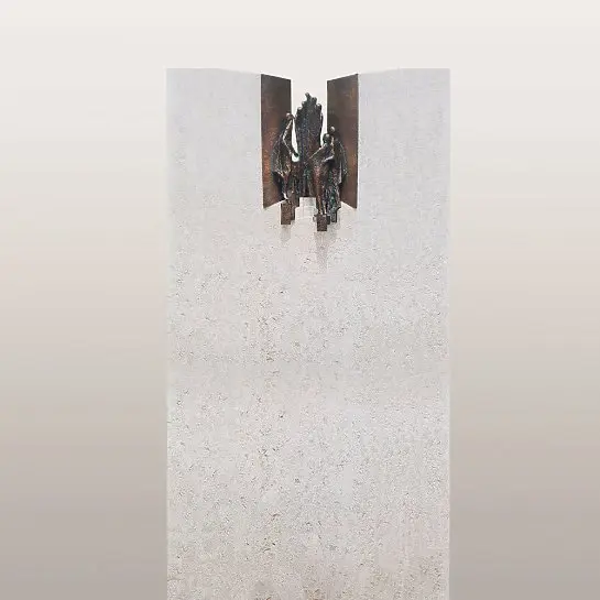 Rosello Paradiso – Urnengrabstein Kalkstein mit Bronze Ornament Treppe & Figuren