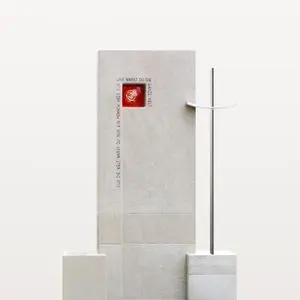 Montero Urnenstein mit Kreuz & Roter Glasrose