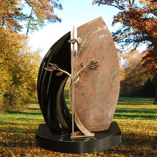 Vignerot – Zweiteiliger Familiengrabstein aus Granit mit Bronze Lebensbaum