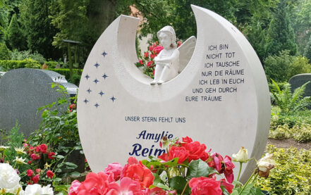 Benz Friedhof Kindergrabstätte Reimer