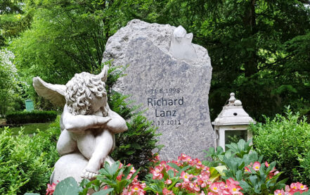 Erfurt Hauptfriedhof Einzelgrabstein Tarwitz