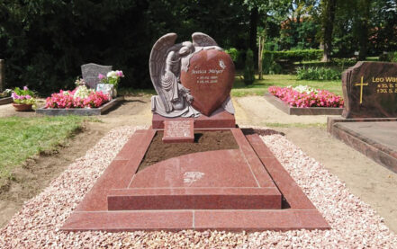 Borne Friedhof Einzelgrabstein Meyer