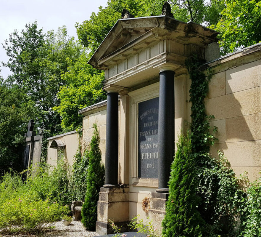 Historische Grabstätte für ein Familiengrab