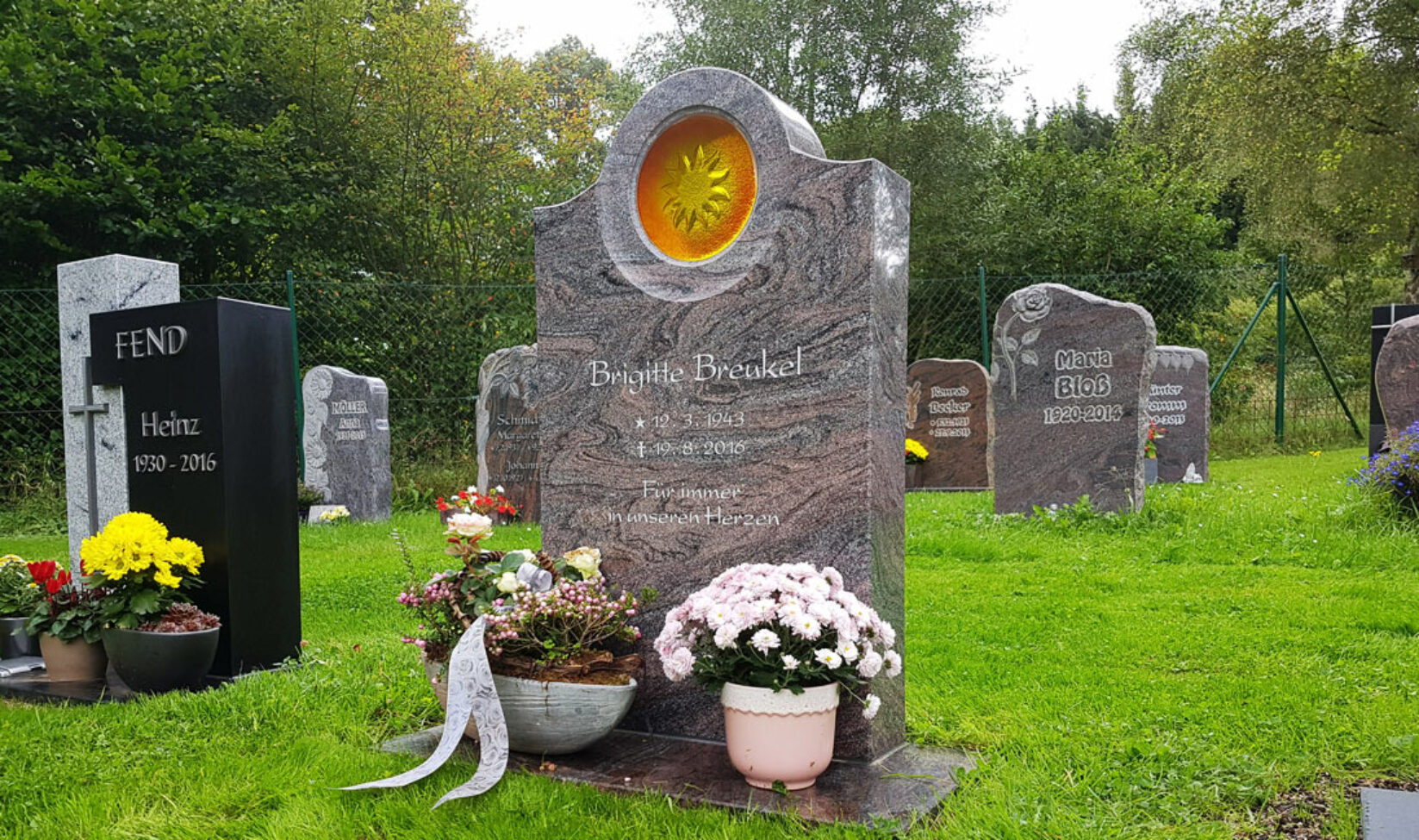 Stilvolle Grabsteine Referenz