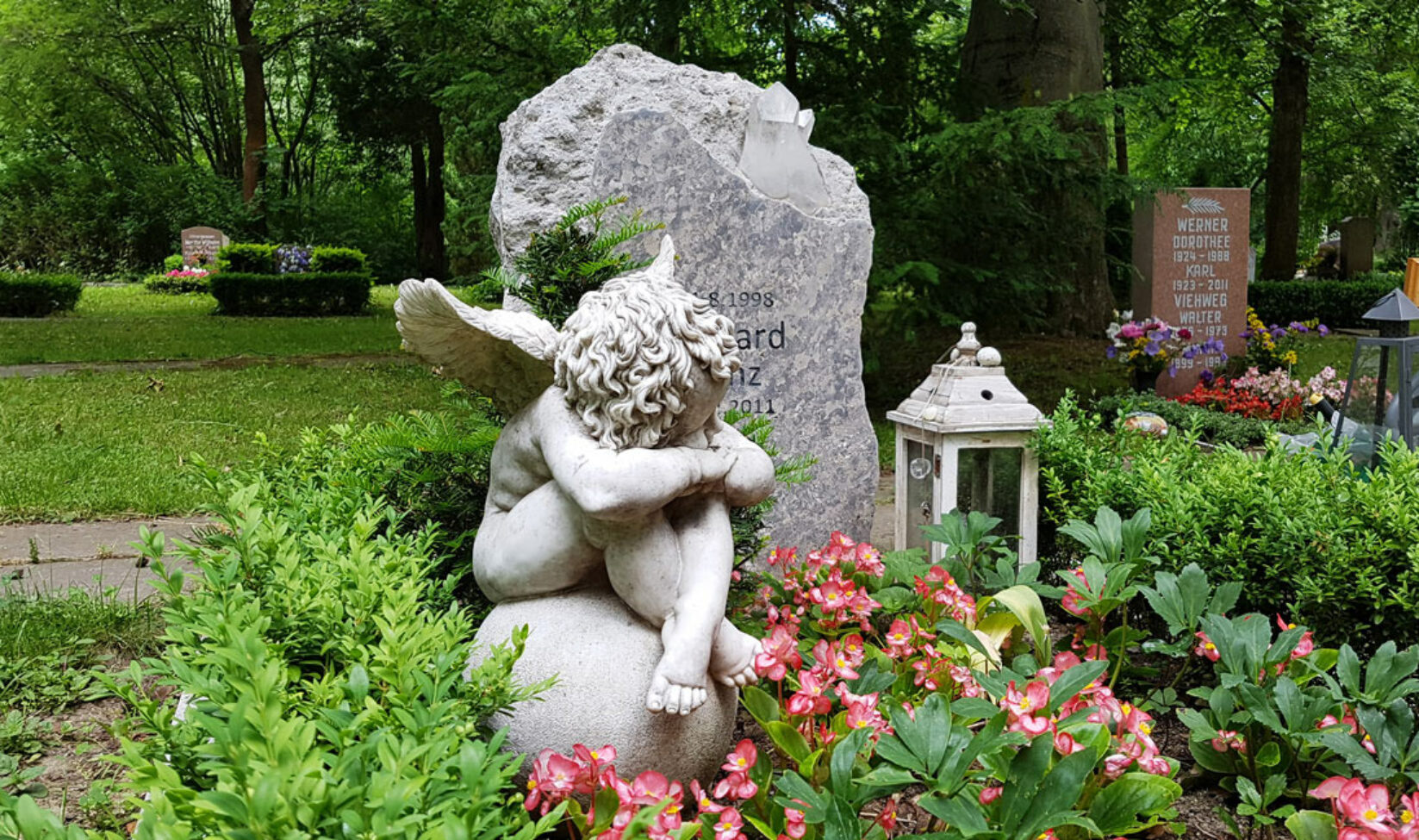 Stilvolle Grabsteine Referenz
