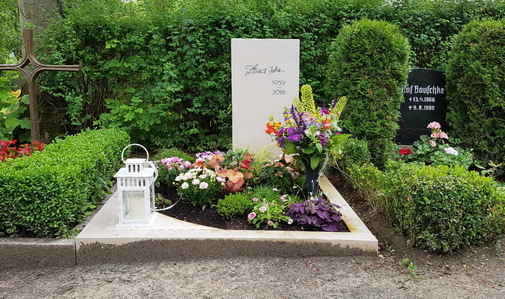 Stilvolle Grabsteine Referenz