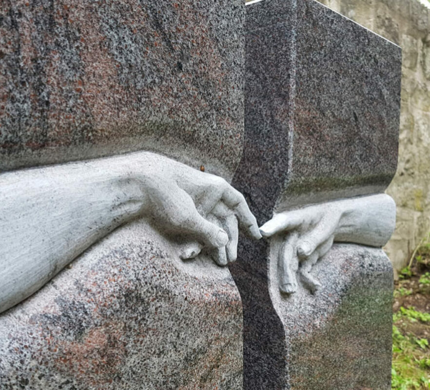 Zweiteiliger Grabstein Michelangelo mit Einfassung/Grabplatte