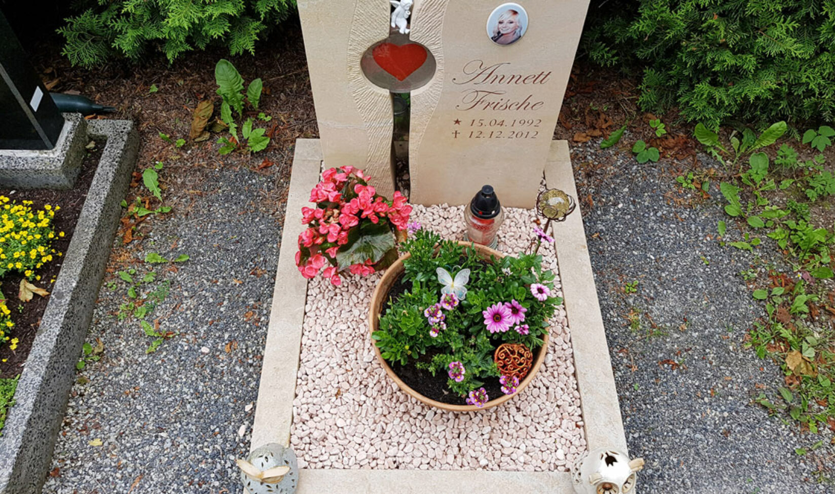 Stilvolle Grabsteine Referenz