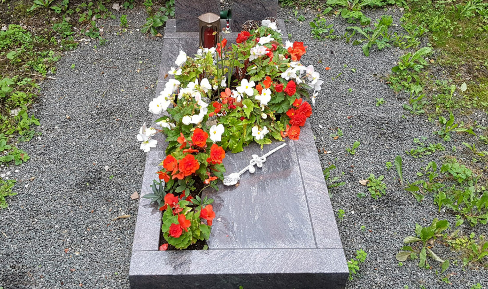 Stilvolle Grabsteine Referenz