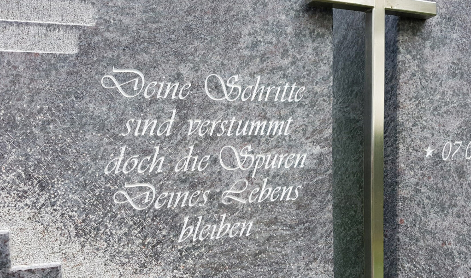 Stilvolle Grabsteine Referenz