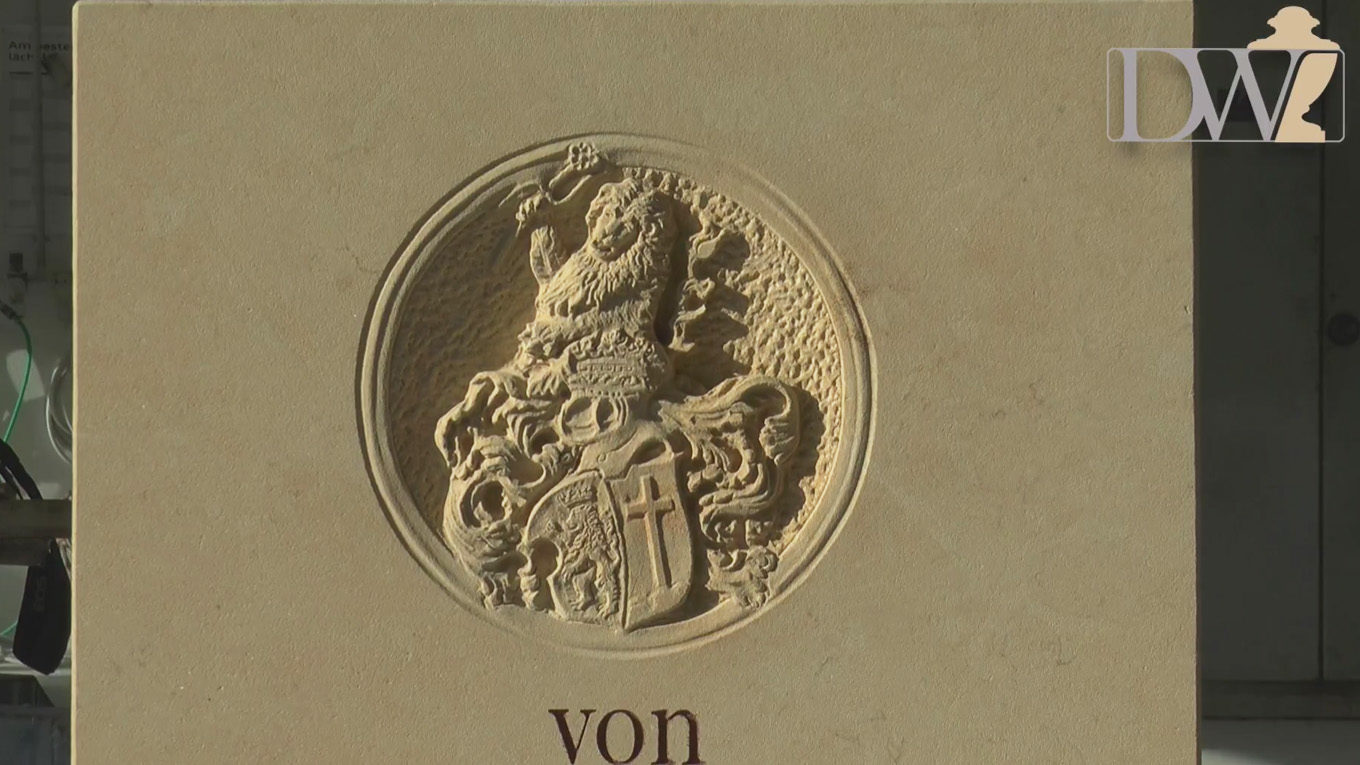 Video zu Grabstein & individuelles Wappen – Exklusiv als Sonderanfertigung