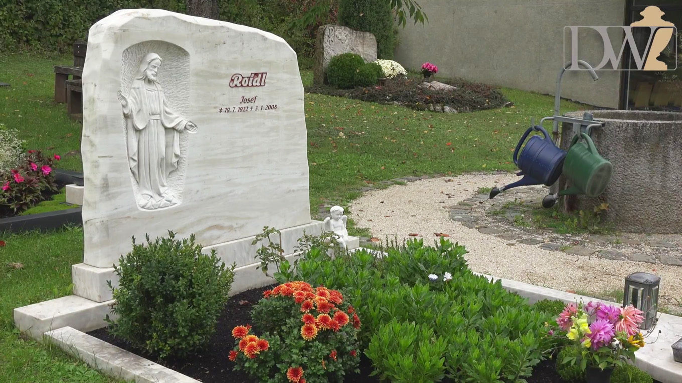 Video zu Einzelgrab Grabmale aus Marmor mit Jesus Christus – Grabmal „Propheta“