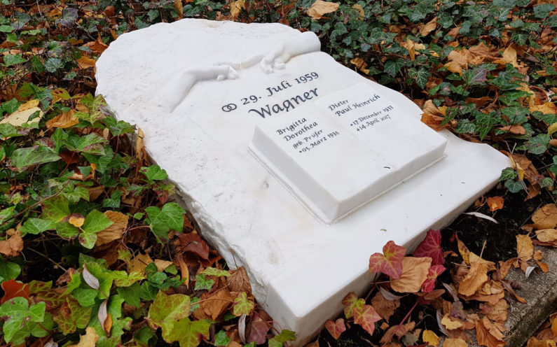 Gera Ostfriedhof Doppelgrab Wagner - 0