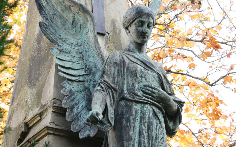 Gera Südfriedhof historischer Gedenkstein Familiengrab Haeussler - 2