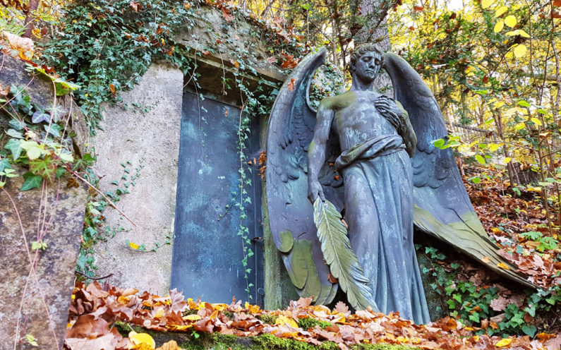 Gera Untermhäuser Friedhof historische Familiengrabstätte Bruhm - 2