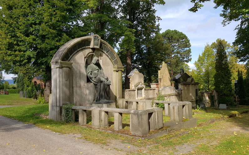 Pößneck Oberer Friedhof historische Familiengrabstätte Thalmann - 2