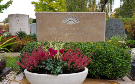 Saalfeld Hauptfriedhof Doppelgrabstein Kowalleck