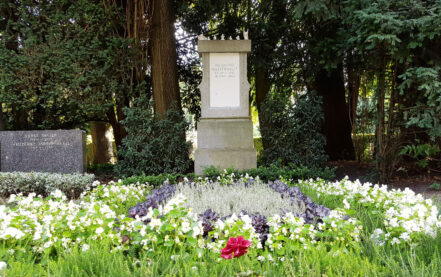 Köln Melatenfriedhof Einzelgrabstein Guido Westerwelle